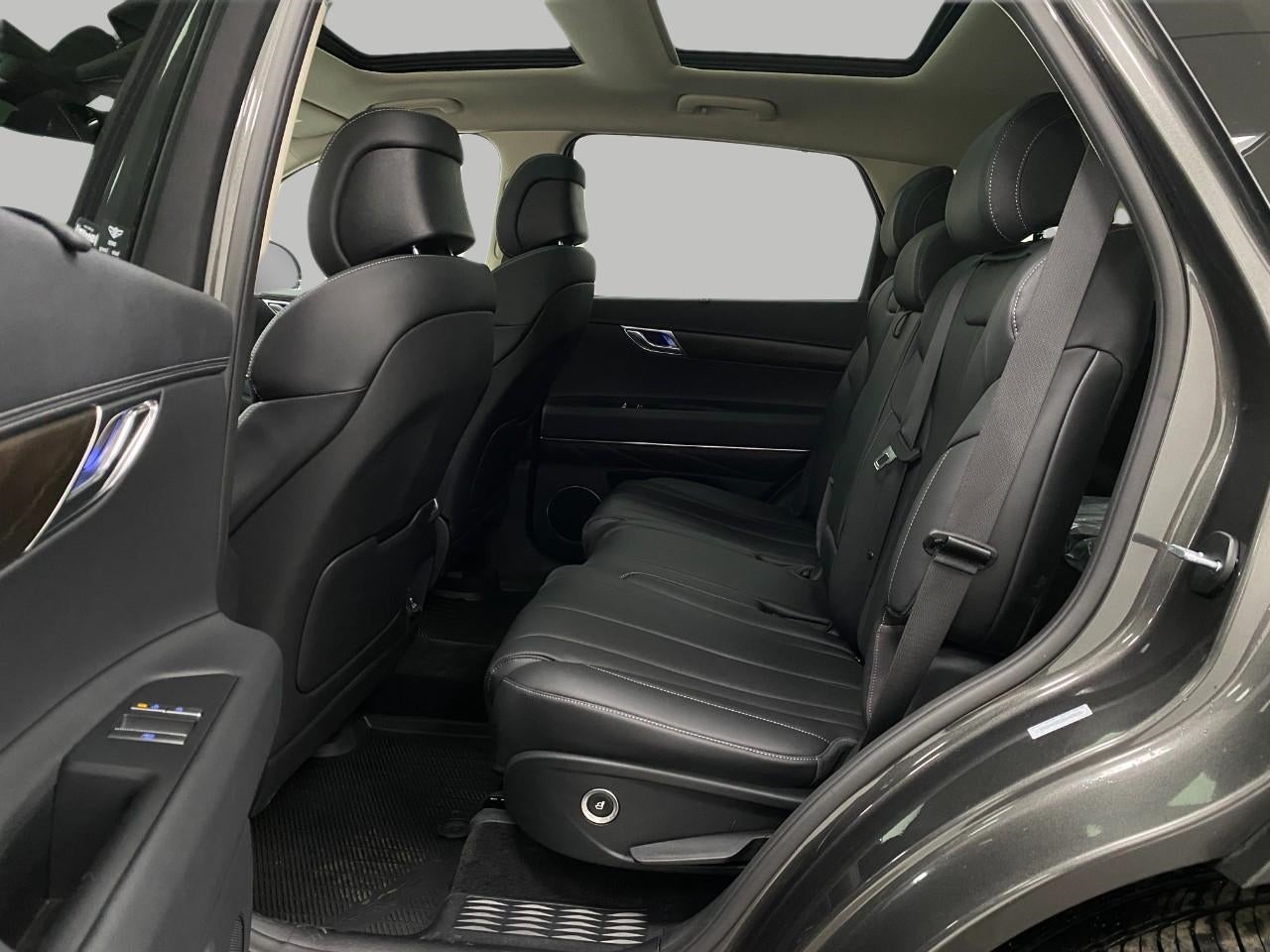 2025 Genesis GV80 2.5T Select AWD