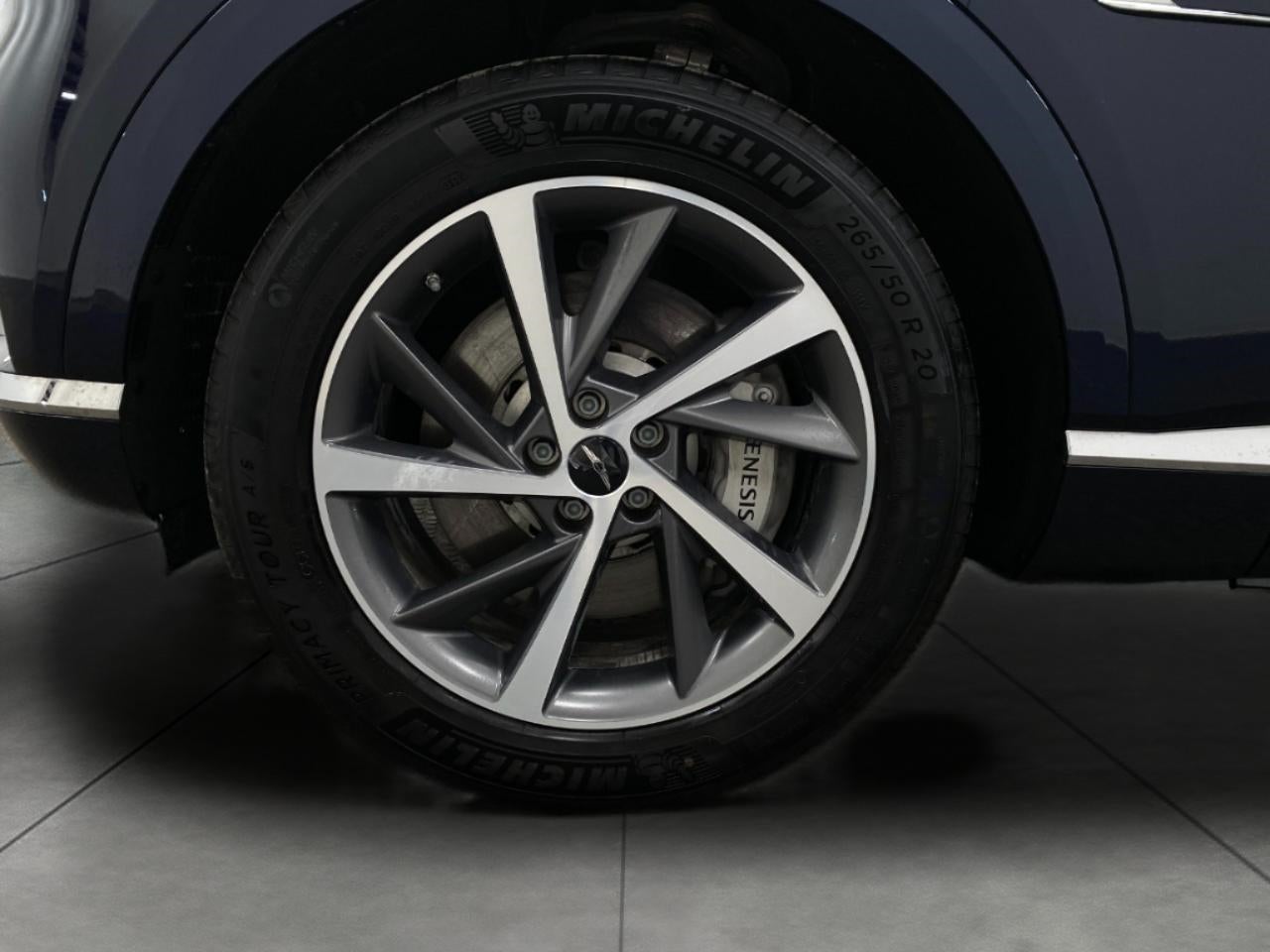 2025 Genesis GV80 2.5T Select AWD