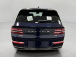 2025 Genesis GV80 2.5T Select AWD