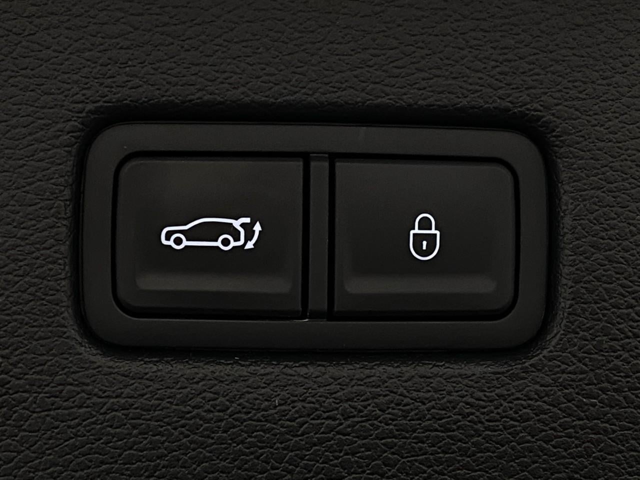 2025 Genesis GV80 2.5T Select AWD