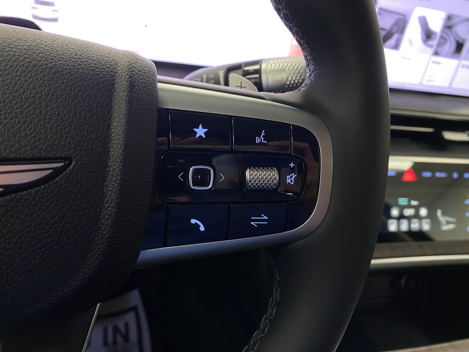 2027 Genesis GV80 2.5T Select AWD