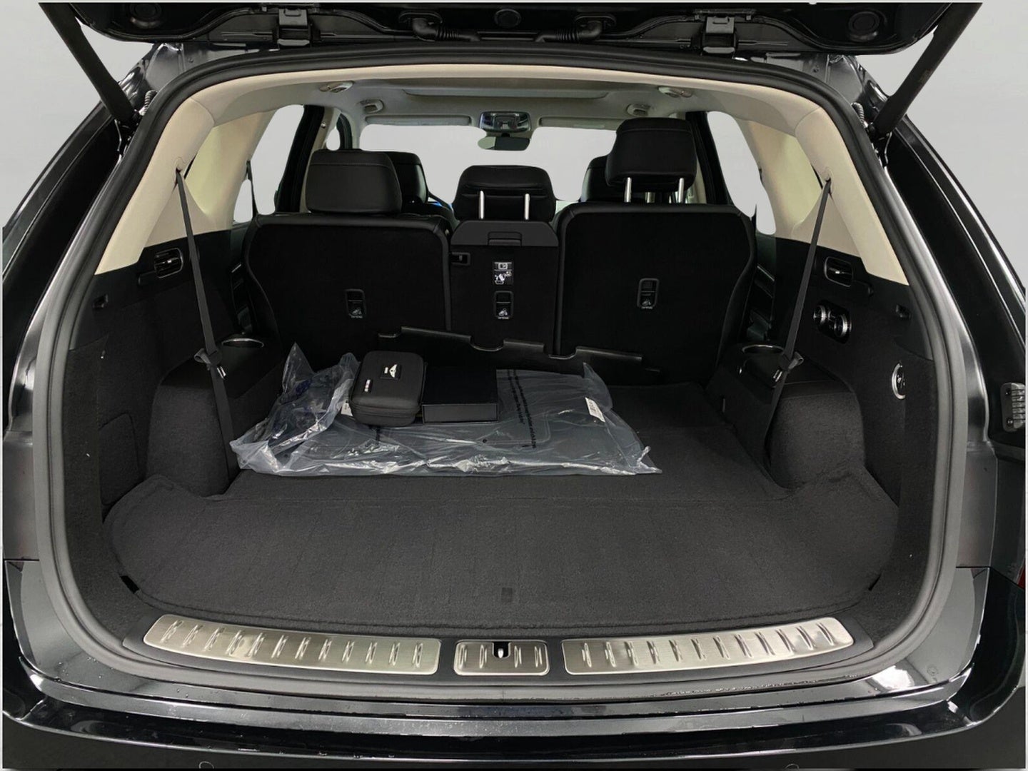 2027 Genesis GV80 2.5T Select AWD