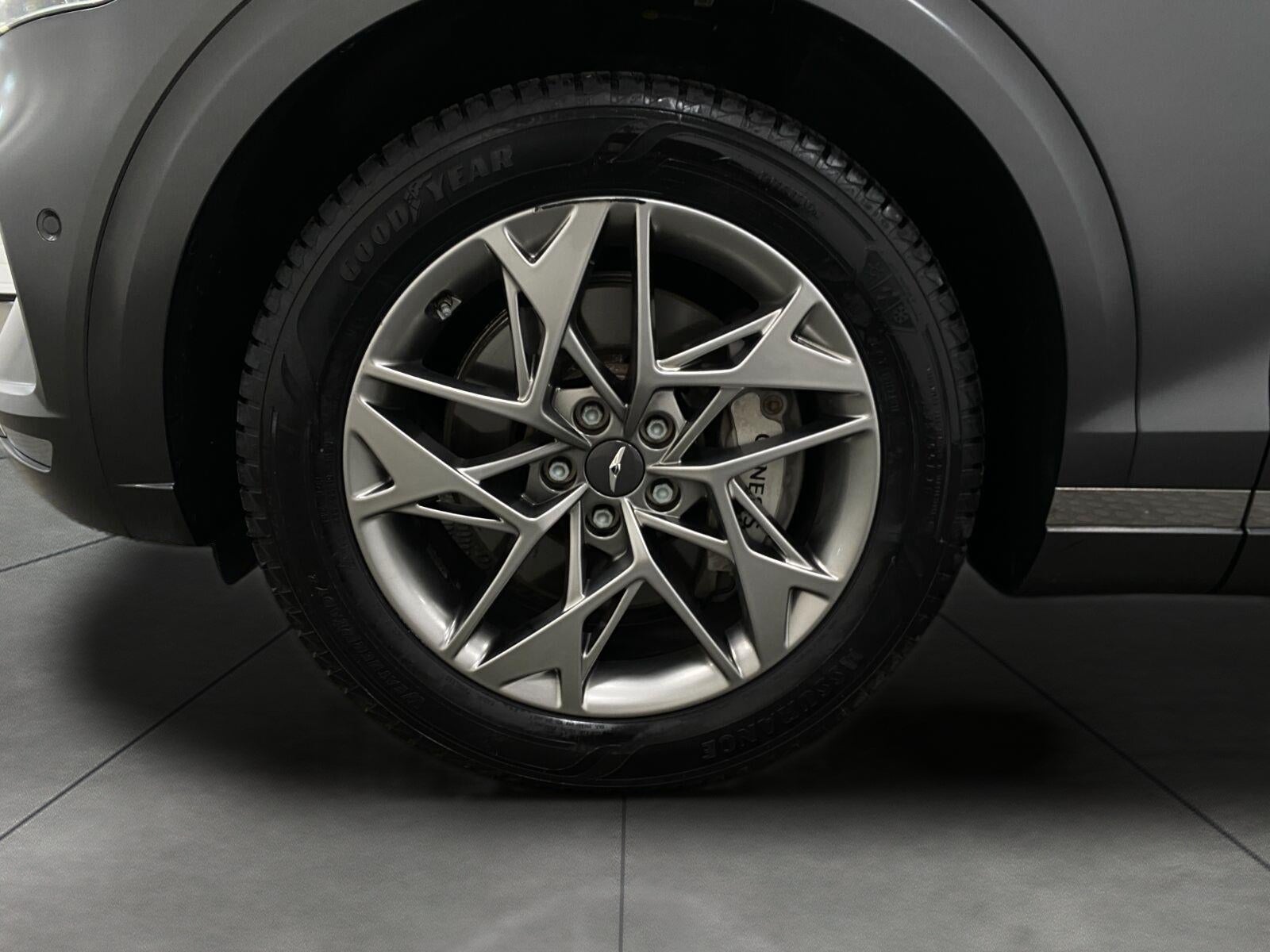 2023 Genesis GV70 2.5T AWD