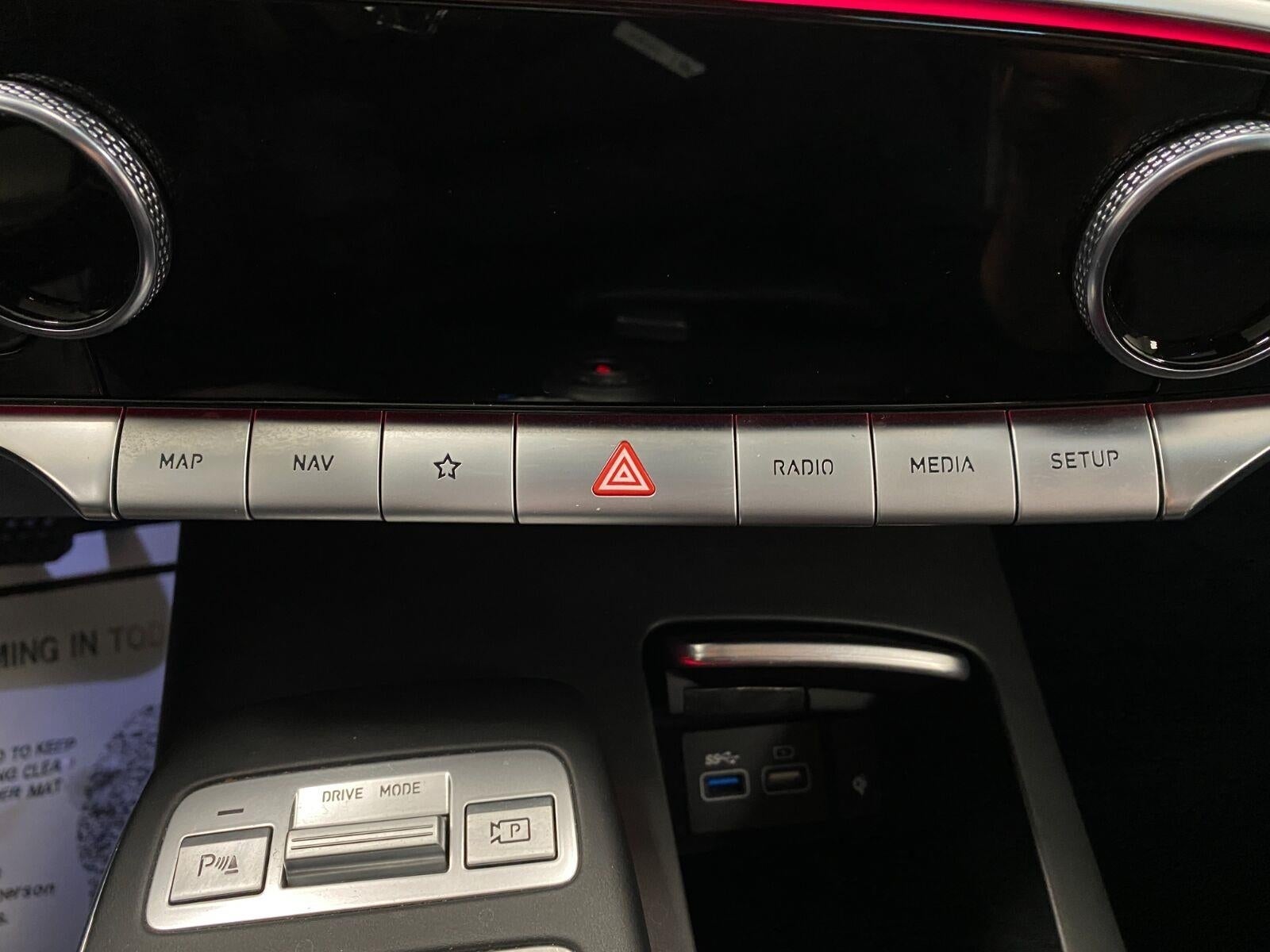 2023 Genesis GV70 2.5T AWD