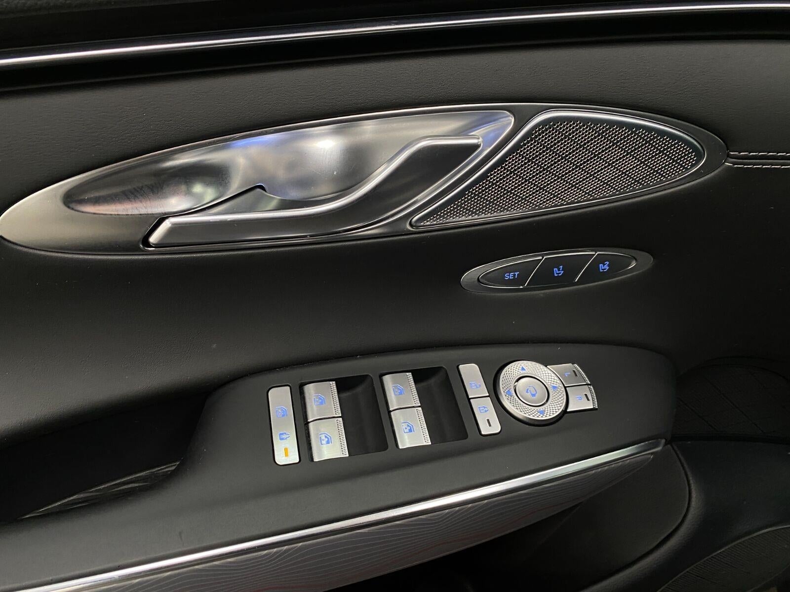2023 Genesis GV70 2.5T AWD