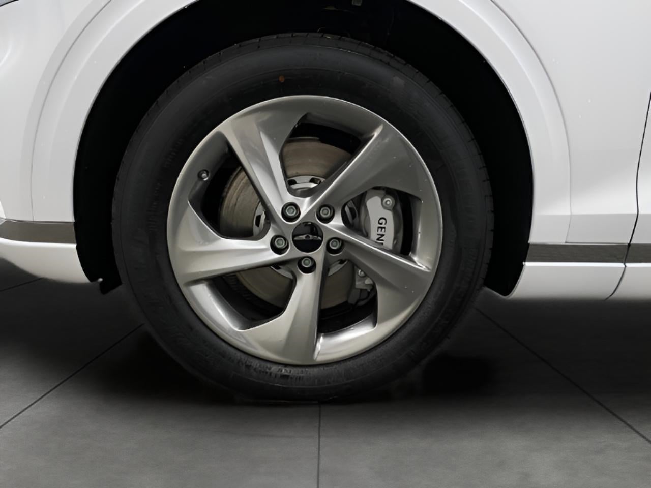 2026 Genesis GV70 2.5T AWD