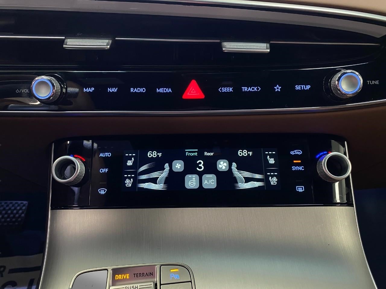 2026 Genesis GV70 2.5T Advanced AWD