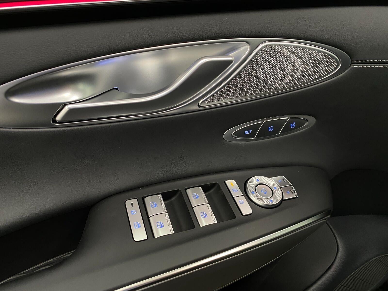 2027 Genesis GV70 2.5T SELECT