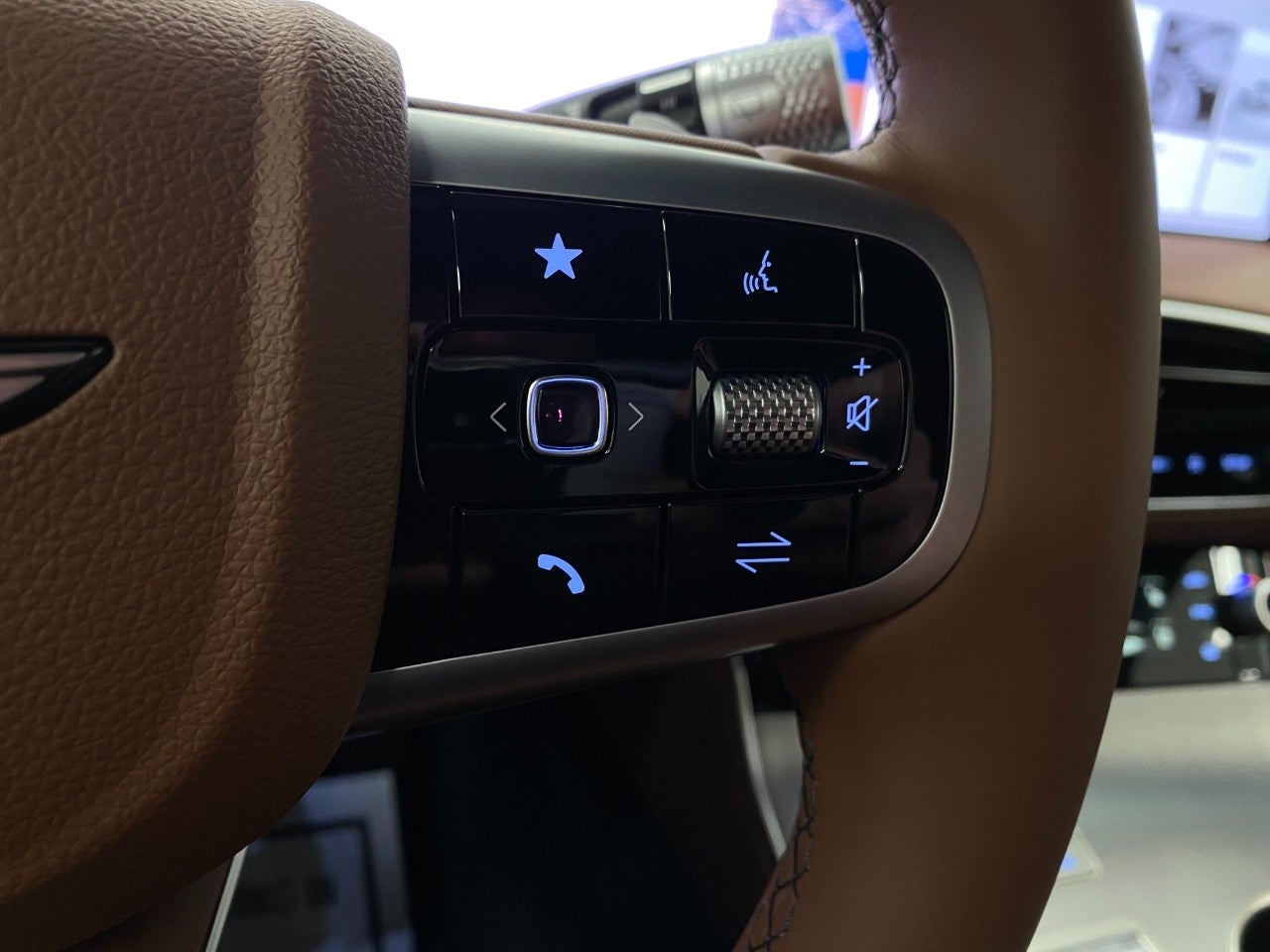 2026 Genesis GV70 2.5T Advanced AWD