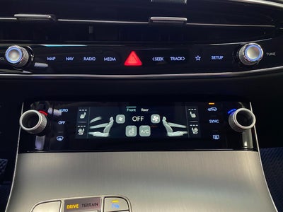 2026 Genesis GV70 2.5T Advanced AWD