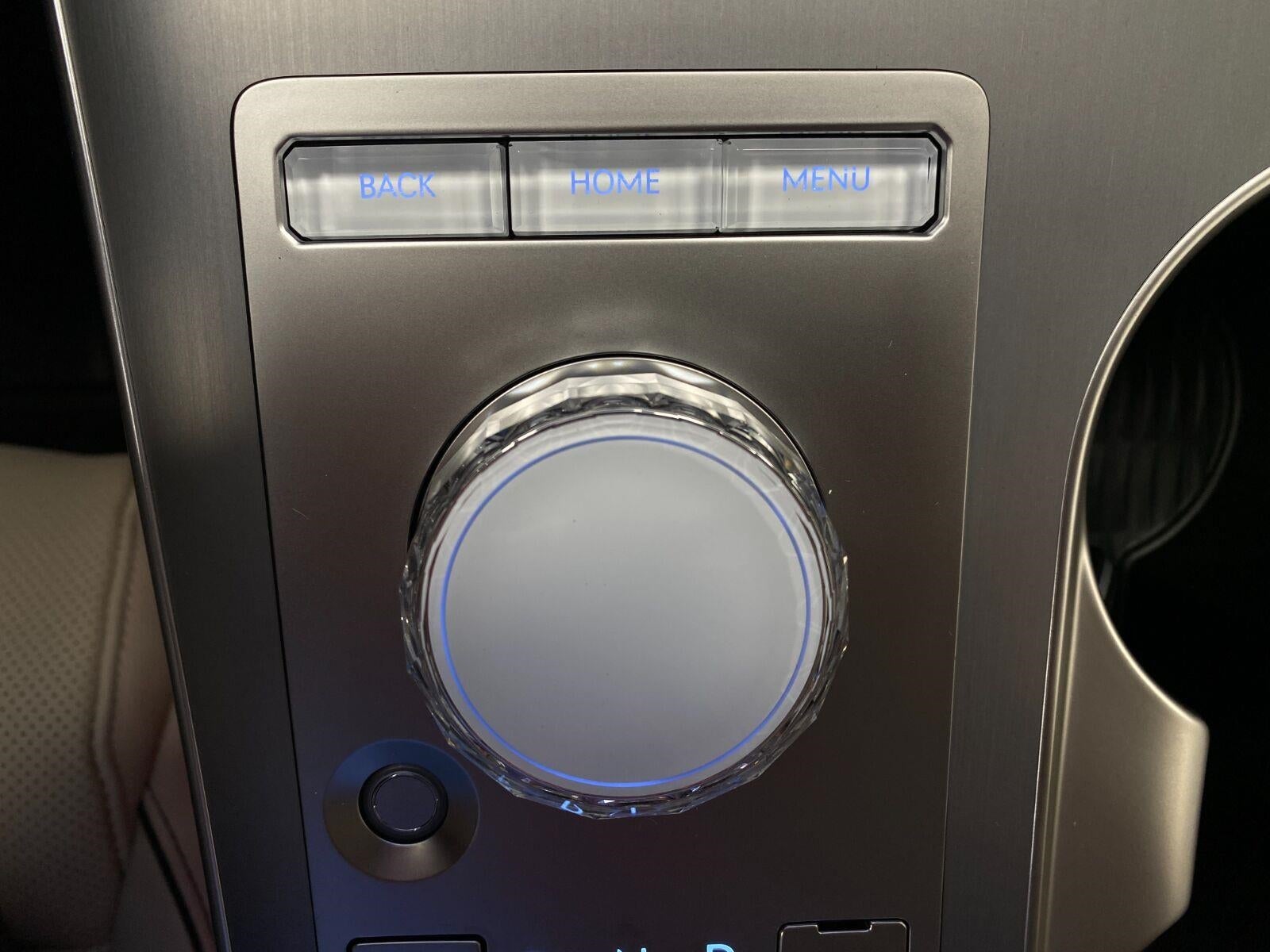 2027 Genesis GV70 2.5T Advanced AWD
