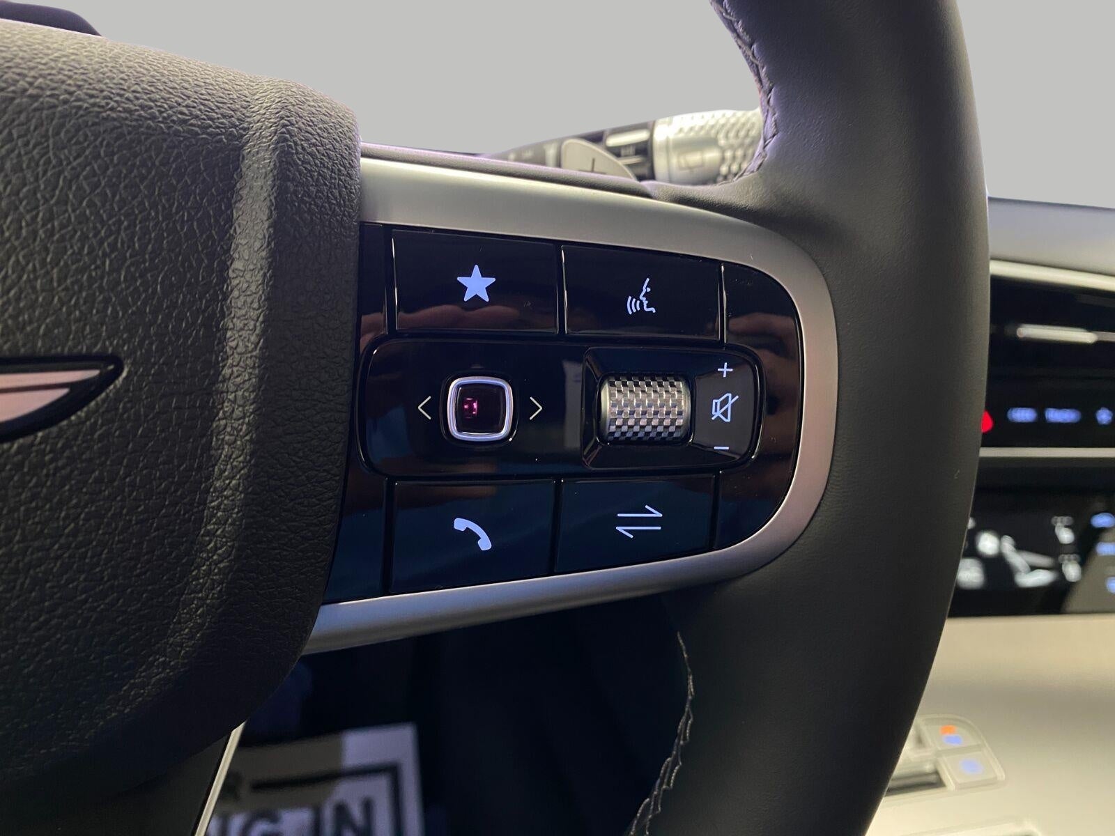 2027 Genesis GV70 2.5T ADVANCED
