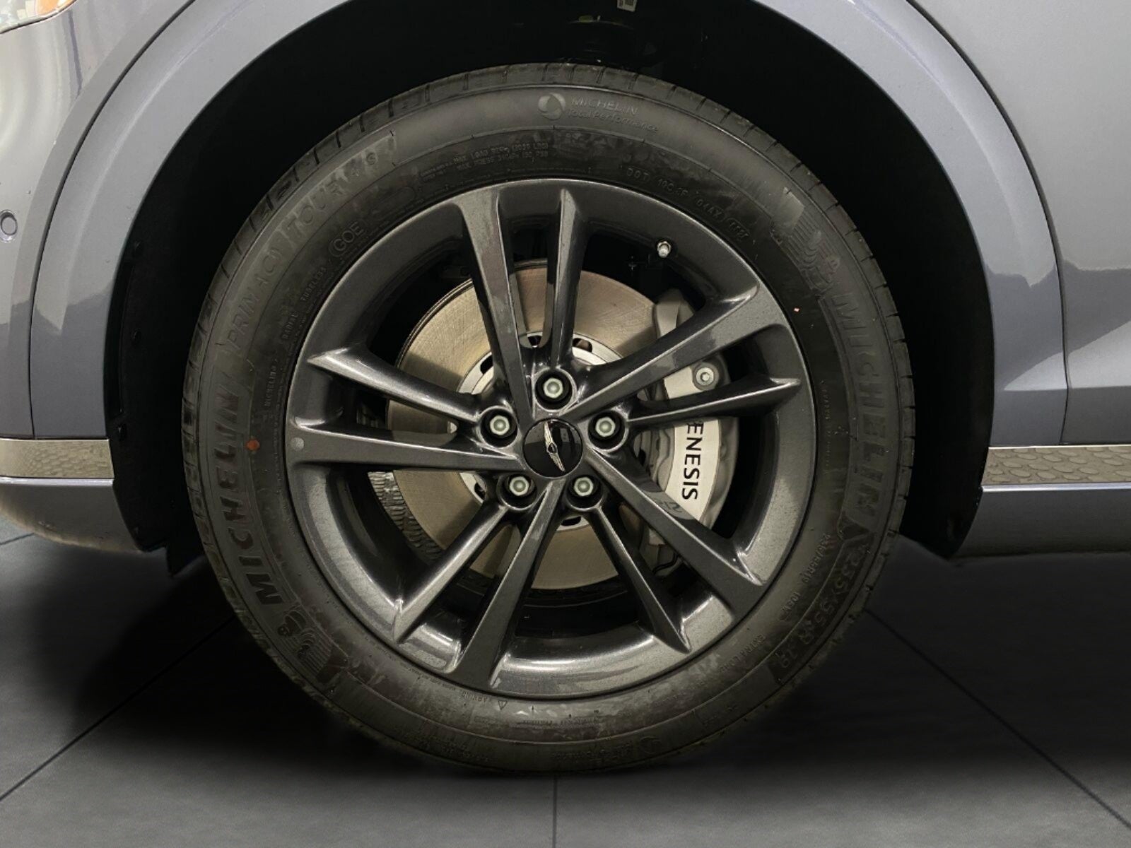 2027 Genesis GV70 2.5T ADVANCED