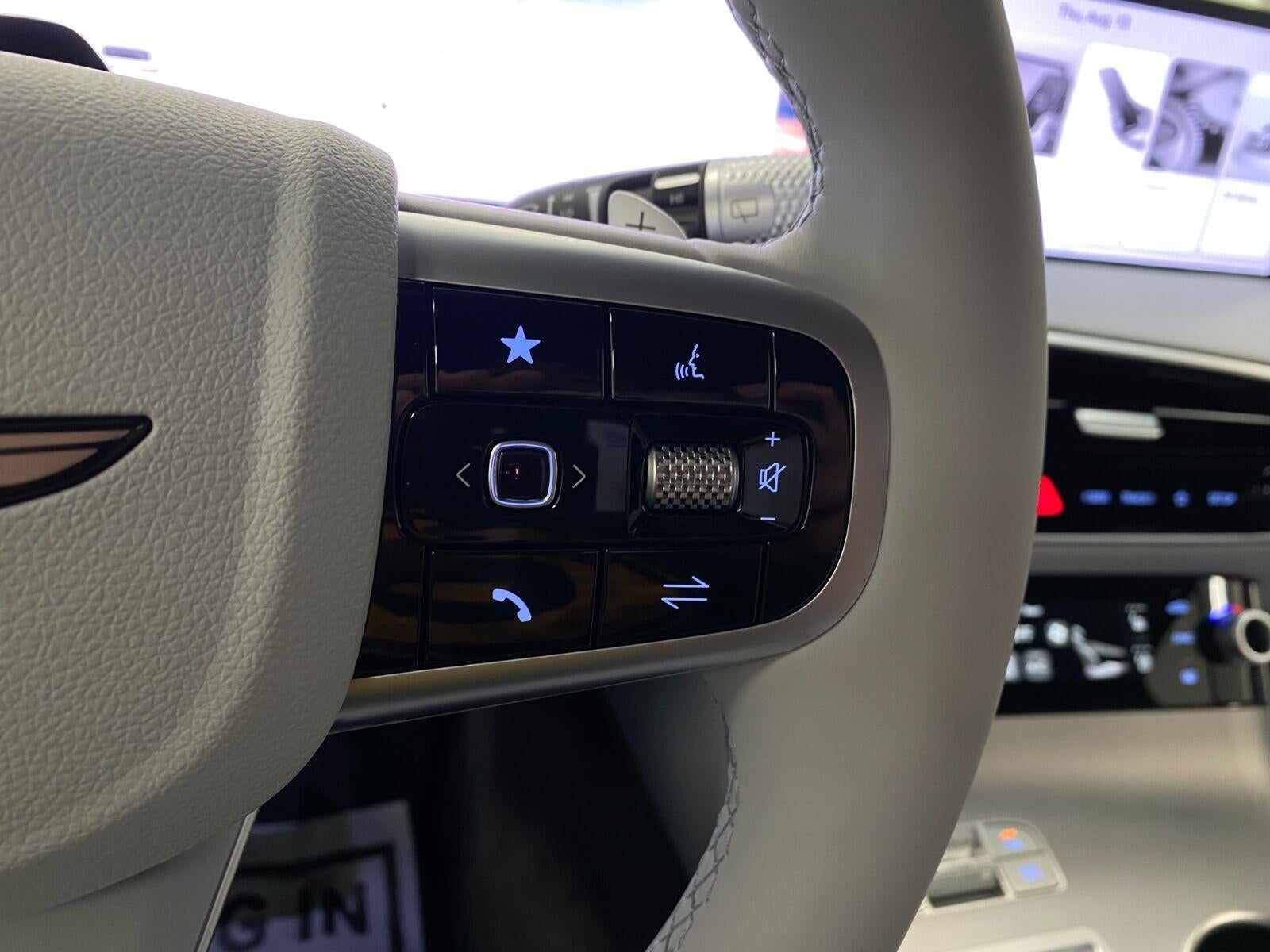 2027 Genesis GV70 2.5T ADVANCED
