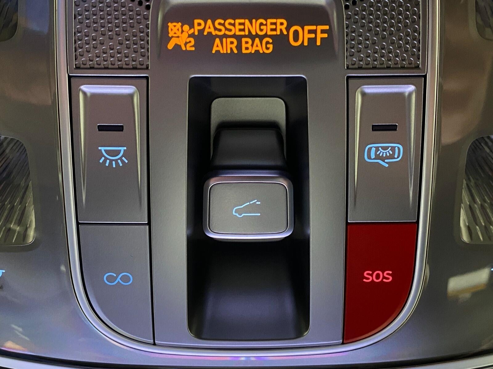 2027 Genesis GV70 2.5T ADVANCED