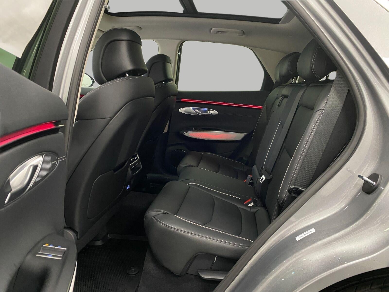 2027 Genesis GV70 2.5T Advanced AWD