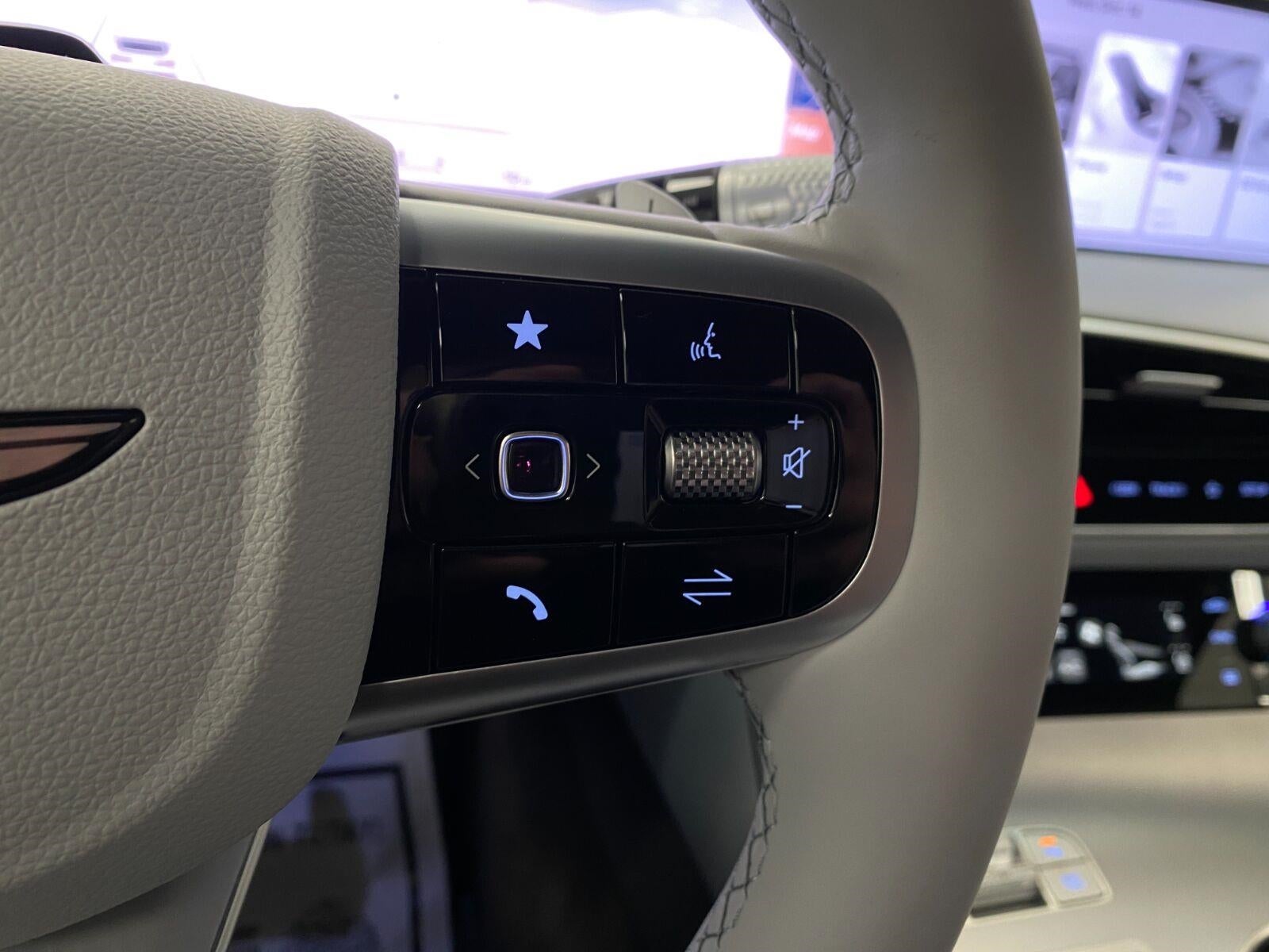2027 Genesis GV70 2.5T Advanced AWD