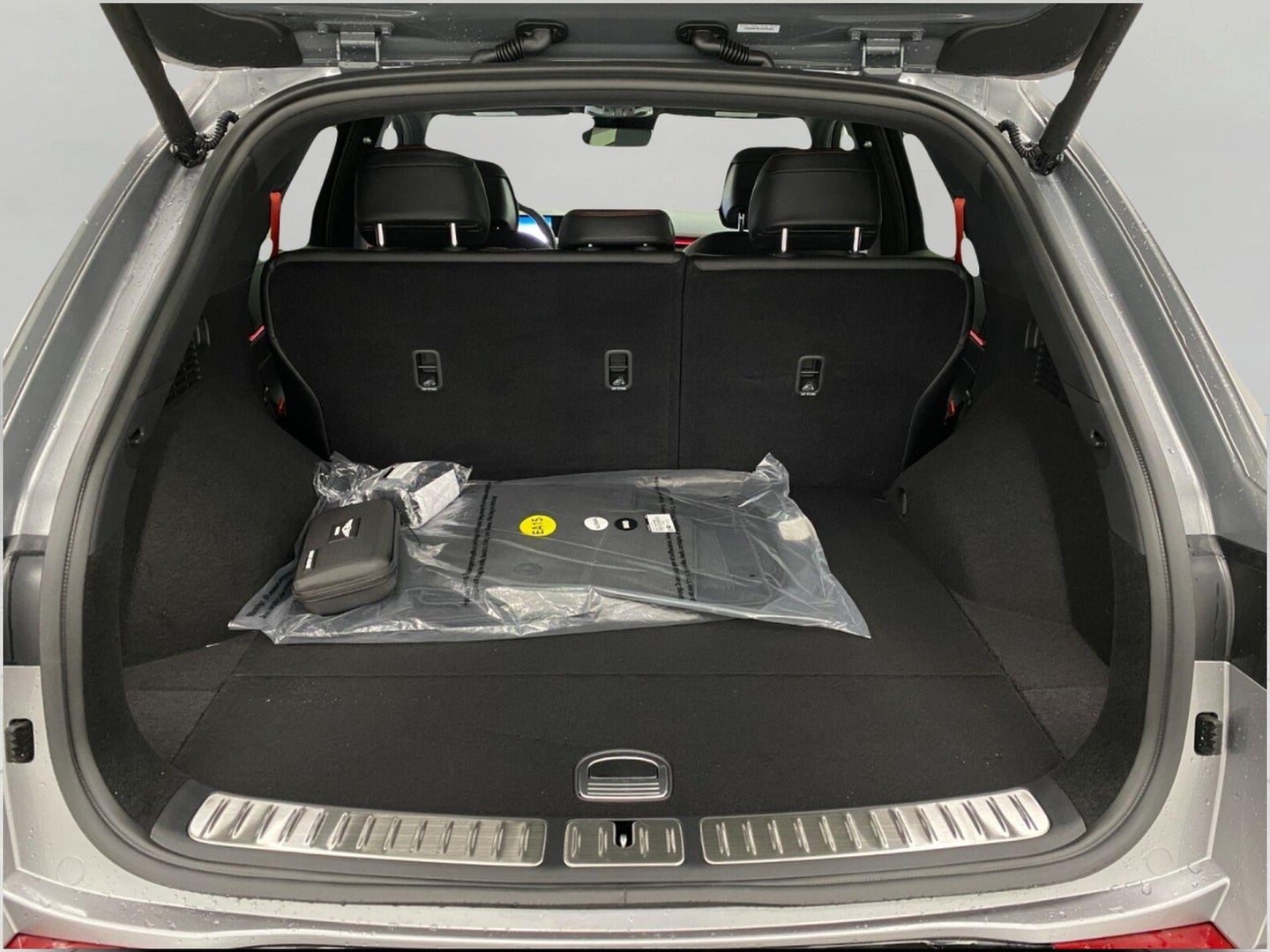 2027 Genesis GV70 2.5T SPORT PRESTIGE
