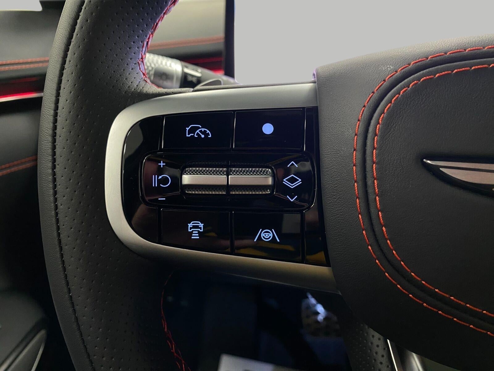 2027 Genesis GV70 2.5T SPORT PRESTIGE