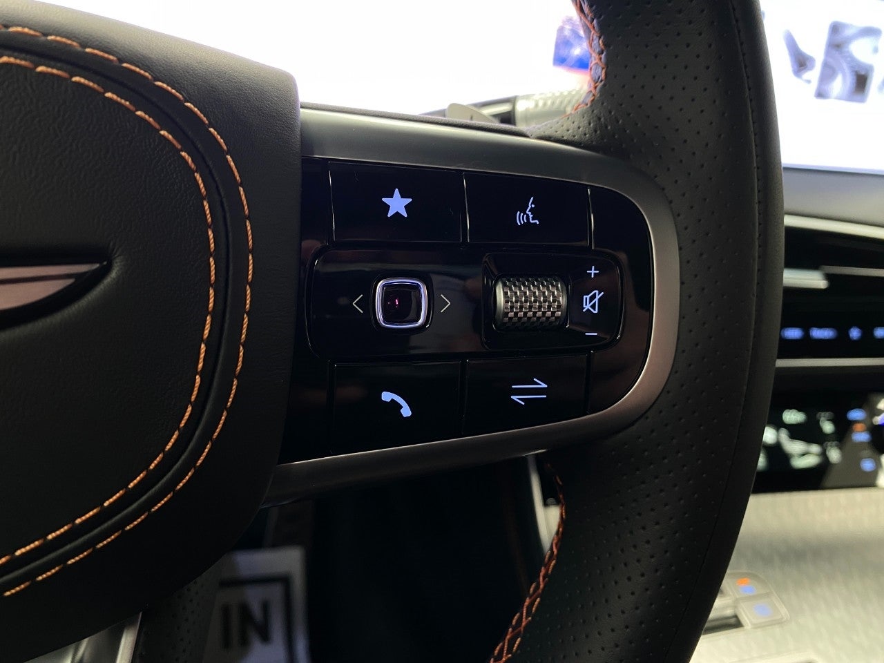 2026 Genesis GV70 2.5T Sport Prestige AWD