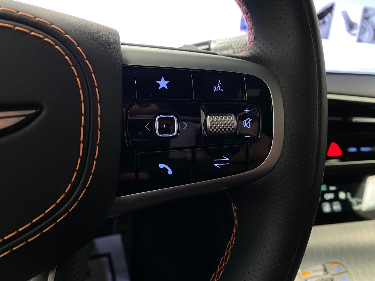 2026 Genesis GV70 2.5T Sport Prestige AWD