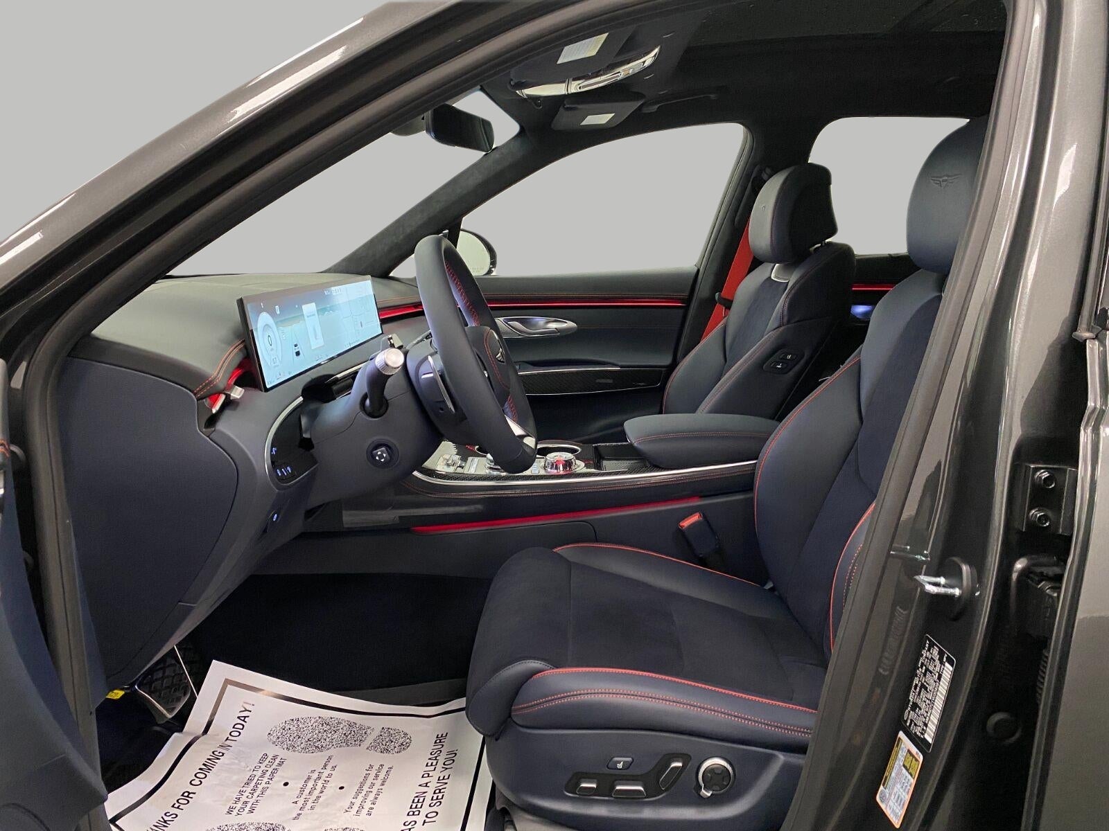 2027 Genesis GV70 3.5T Prestige Graphite AWD