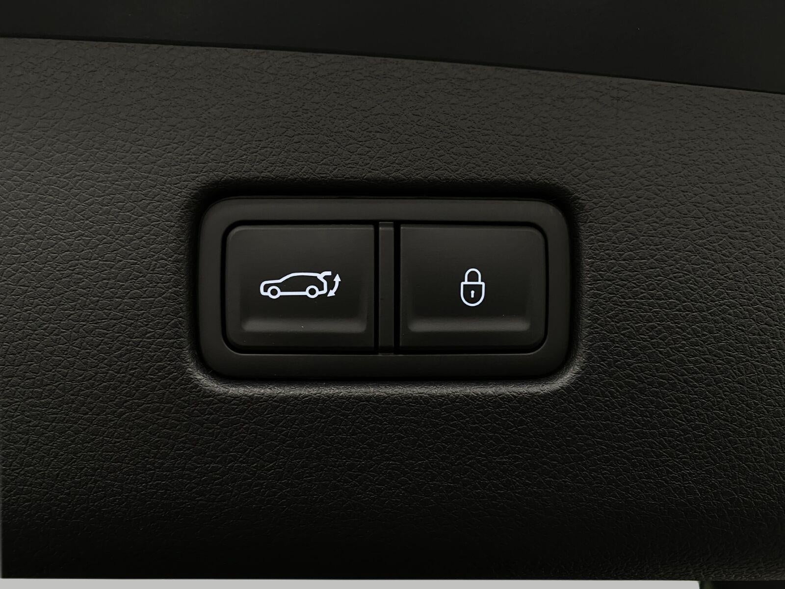 2027 Genesis GV70 3.5T Prestige Graphite AWD