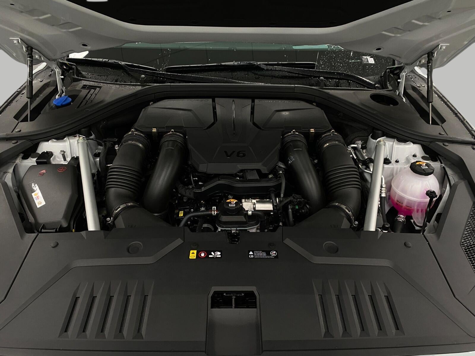 2027 Genesis GV70 3.5T PRESTIGE GRAPHITE
