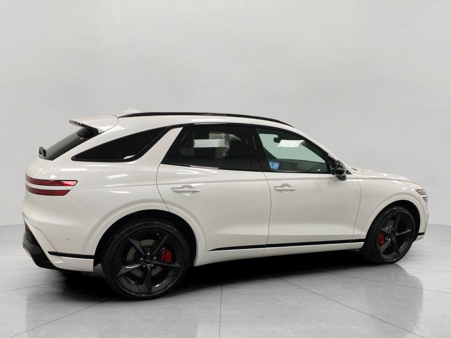 2027 Genesis GV70 3.5T PRESTIGE GRAPHITE