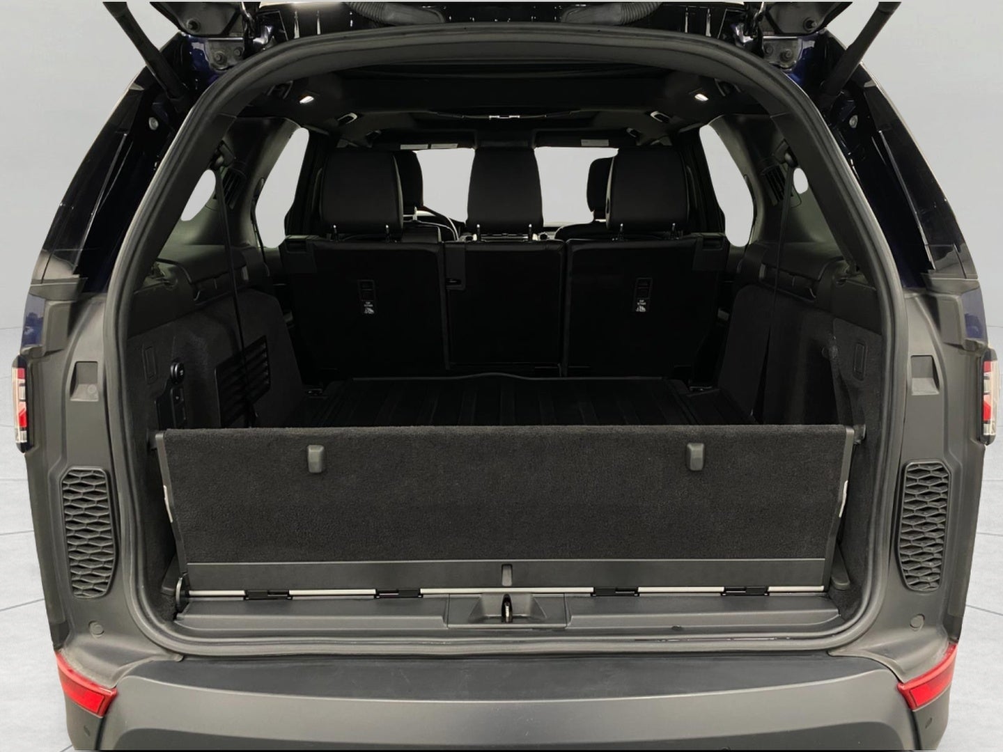 2019 Land Rover Discovery HSE V6 Supercharged