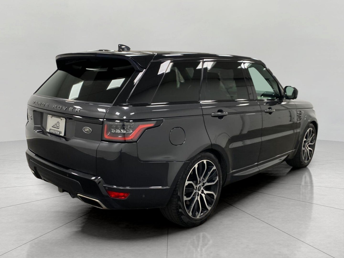 2022 Land Rover Range Rover Sport V8 Supercharged HSE Dynamic
