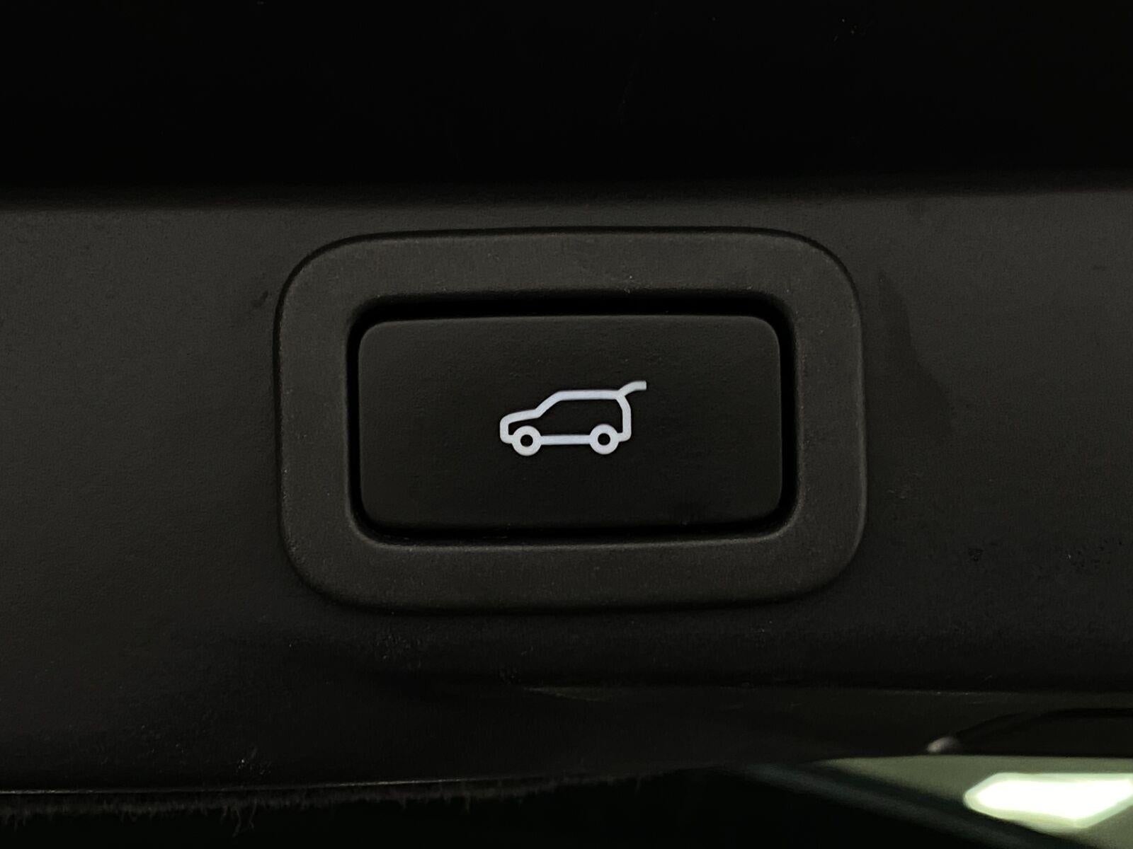 2022 Land Rover Range Rover Sport V8 Supercharged HSE Dynamic