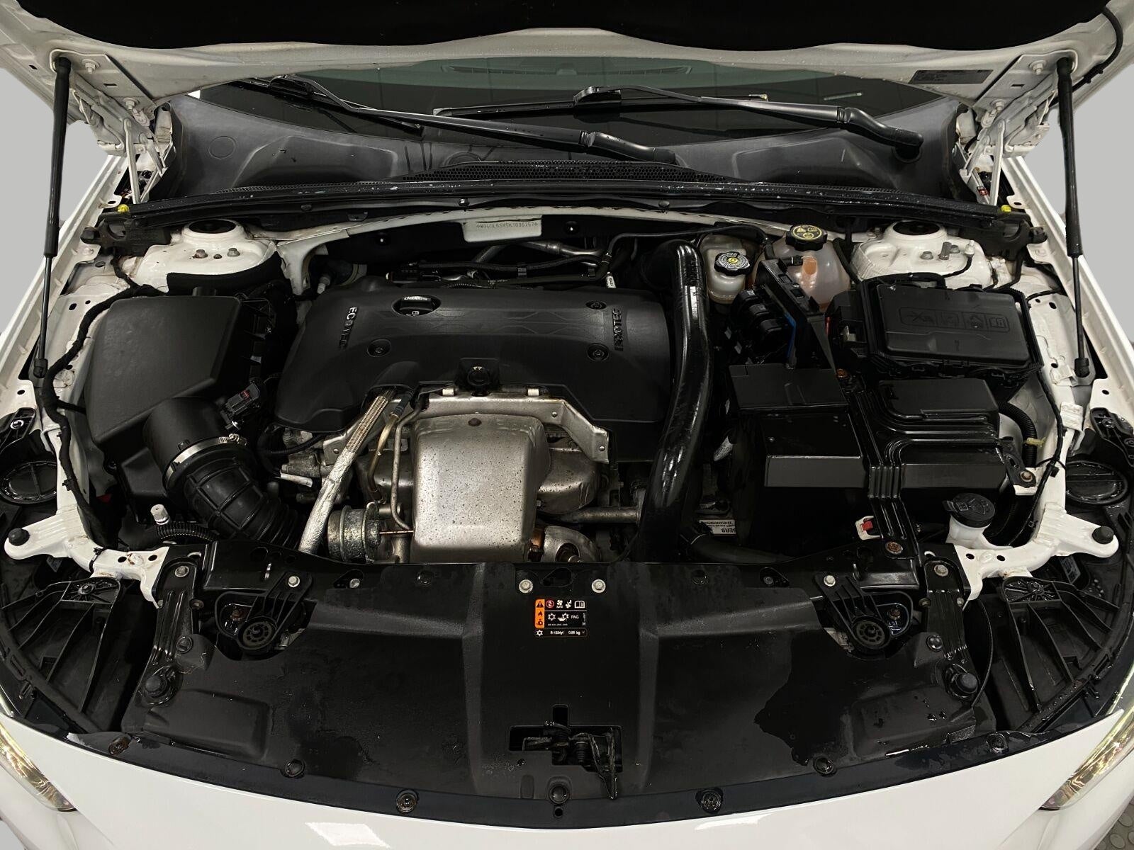 2019 Buick Regal Sportback 4dr Sdn Preferred FWD