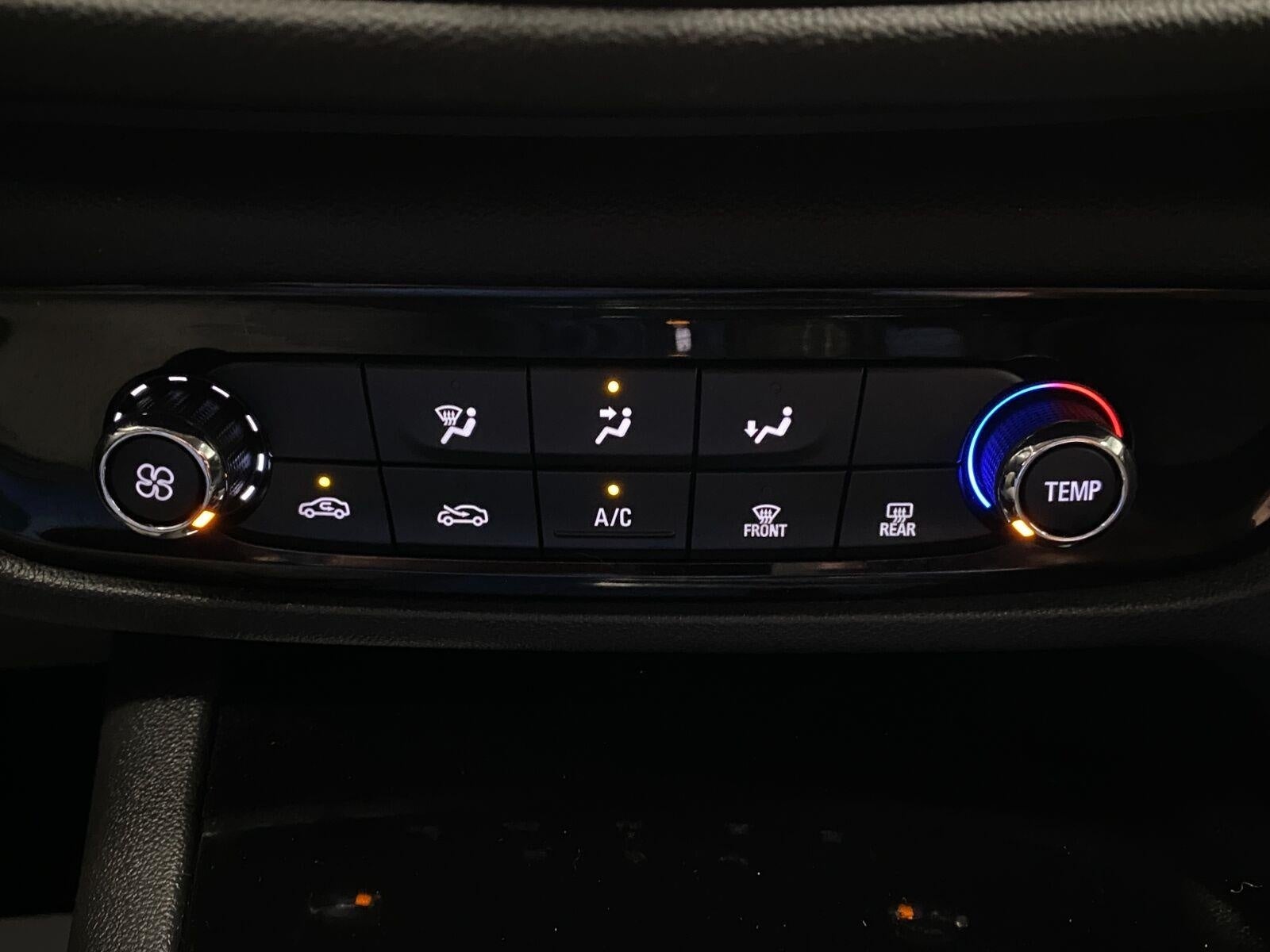 2019 Buick Regal Sportback 4dr Sdn Preferred FWD