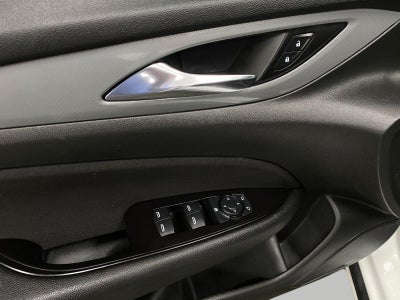 2019 Buick Regal Sportback 4dr Sdn Preferred FWD