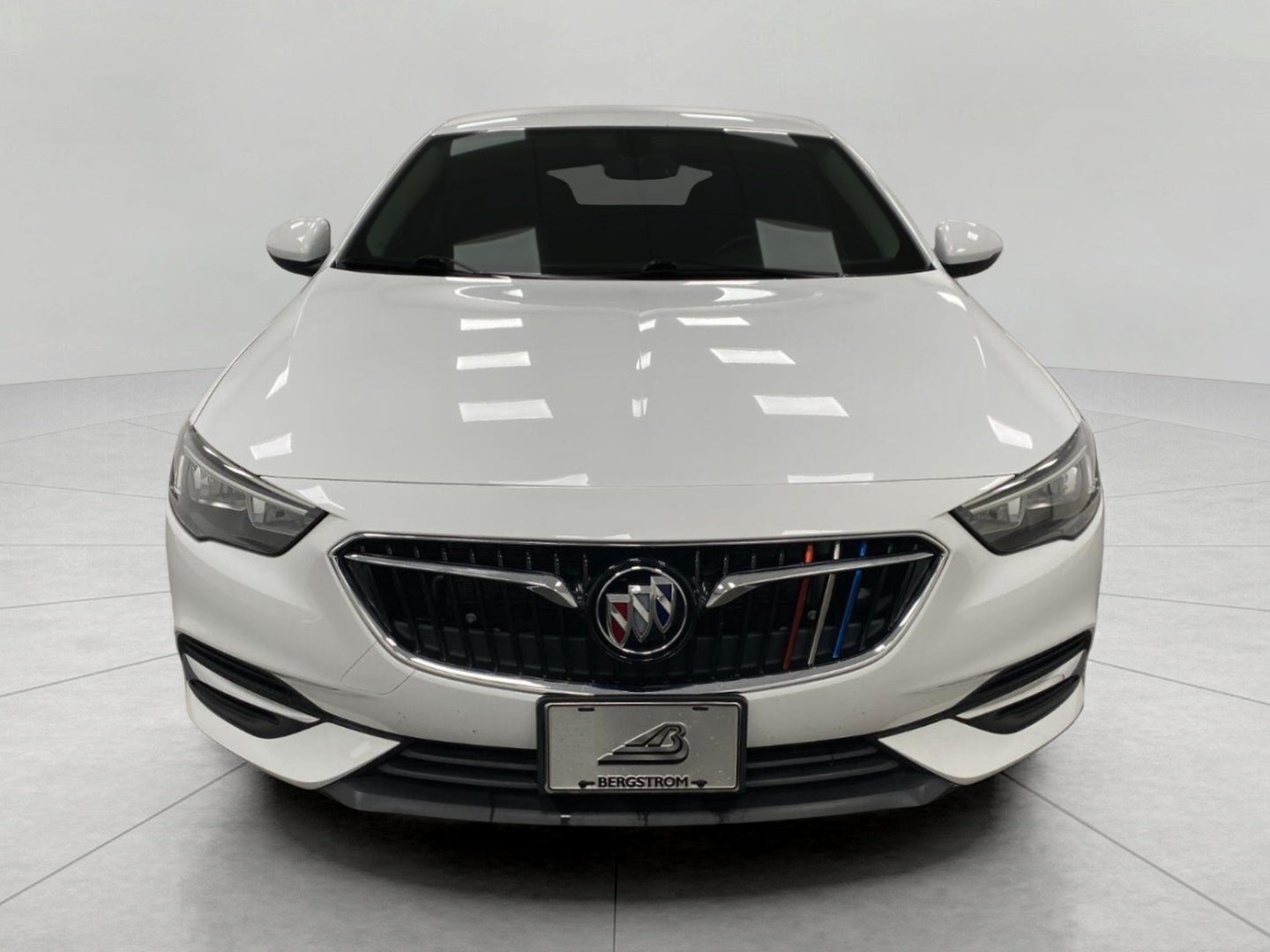 2019 Buick Regal Sportback 4dr Sdn Preferred FWD