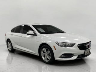 2019 Buick Regal Sportback 4dr Sdn Preferred FWD