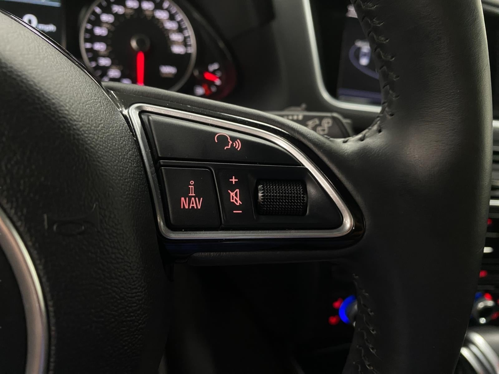 2015 Audi Q5 quattro 4dr 3.0T Prestige