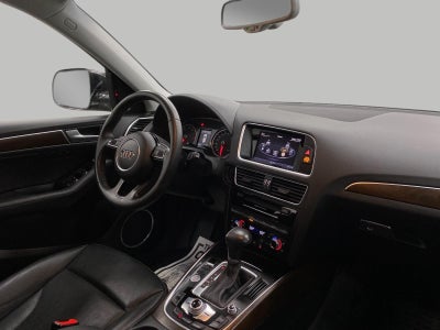 2015 Audi Q5 quattro 4dr 3.0T Prestige